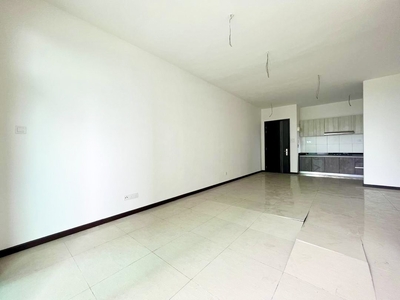 Molek Regency, Taman Molek Apartment Middle Floor Partly Furnished