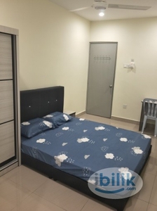 PJS11/10 - Master Bedroom For Rent with Private Bathroom & Daily Cleaner