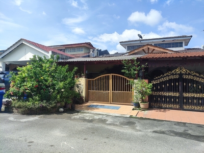 RENOVATED & EXTENDED, Single Storey Terrace House Seksyen 27 Shah Alam