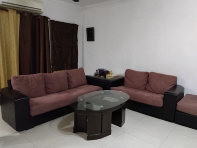 Room For Rent Of 2 Storey End Lot House In Bandar Bukit Tinggi 2, Klang