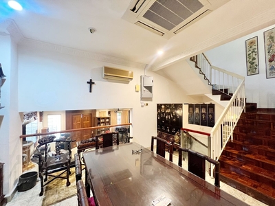 Setiabistari , Damansara Heights. Renovated Home