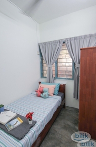 ✨ & ✨Single Room with fan for Rent | Landed House | Mix Gender Unit