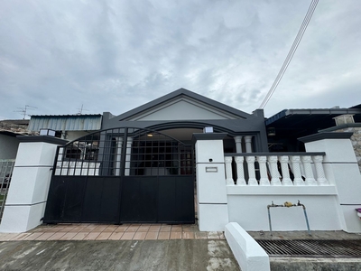 Single Storey Terrace house for Sale At Jln Silat, Tmn Selesa Jaya, Skudai, Johor