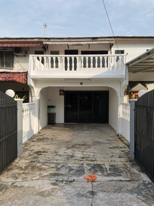 Taman Damai Jaya Skudai Johor, Double Storey Low Cost House, 2 Bedrooms For Rent