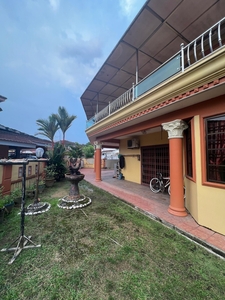 Taman Nusa Perintis Double Storey Terrace Corner Partial Furnished for Rent