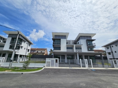 Taman Sentosa Damai Teras Jernang 3 Storey Semi D House For Sale