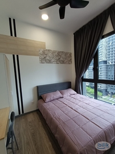 Tranquil Nexus: Your Middle Room for Rent at Bangsar South, Bangsar