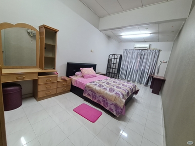 Personal Middle Room at RAJA UDA, Butterworth, Penang