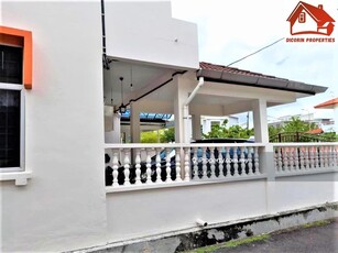 End Lot Double Storey Terrace house at Batu Maung worth buy for sale