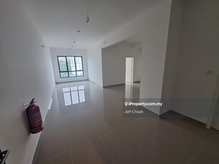 Freehold Non Bumi lot for Sale, 2 Bedroom unit
