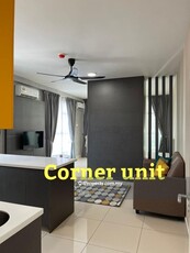 Limited corner unit with washing machine