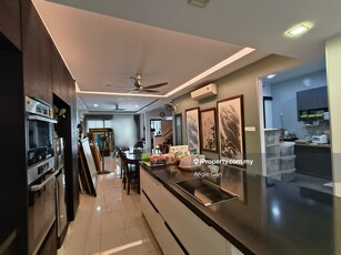 Modern Design Good condition well maintained Superlink house for Sale