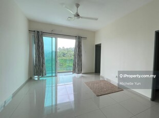 Non bumi,freehold,3rooms,2carparks side by side,tenanted now