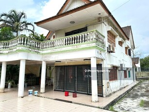 Taman Johor Double Storey Bungalow House, Renovated for 100k