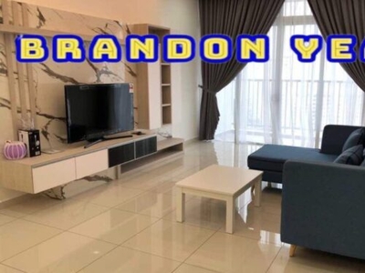 Sandiland With 2 Car Park And Fully Furnish At Jelutong For Sales