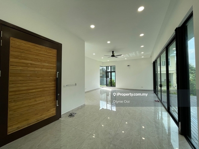 Best Deal 2 storey bungalow brand new @Taman Equine Seri Kembangan
