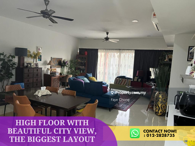 High Floor Unit With Beautiful City View - The Biggest Layout Unit