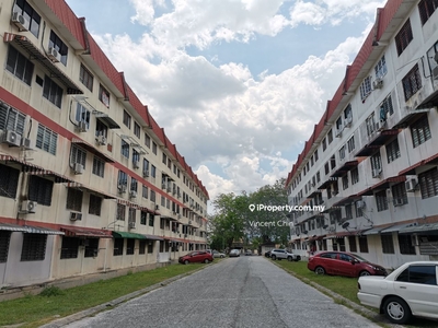 Ipoh Garden East Apartment, Partially Furnished, Facing South.