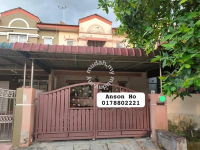 Partial furnished House at Taman Anjung Tawas Sinaran, Tasek for rent