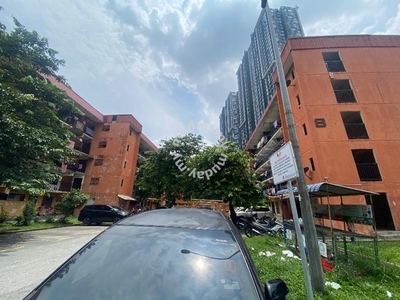 Rumah bandar baru sentul, Block 85 tingkat 3 near by LRT sentul