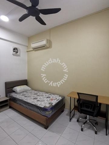 Taman Perling Single bedroom for Rent
