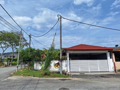 CORNERLOT Single storey House Taman Gadong Jaya Labu