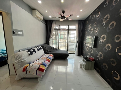 Jentayu residency 3 bedroom unit for rent