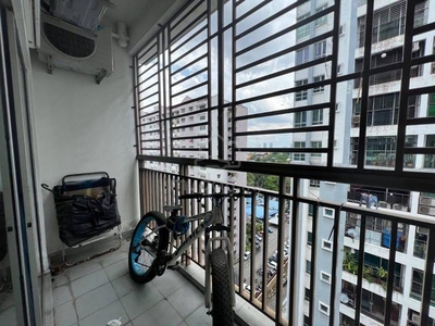 Suriamas suite Apartment/near ciq/bus stop/sell with furniture
