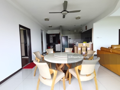 Luxury Penthouse at Taman Molek for Sale