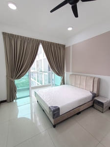 Paragon suite Johor Bahru, Balcony Room for rent