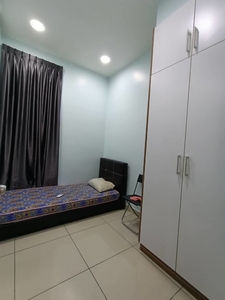 Room for rent at M Condominium @ Larkin JB