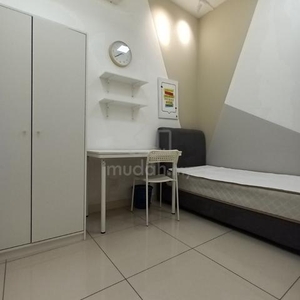 Room for Single Near TRX MRT Cochrane MyTown Ikea Cheras KLCC BBintang