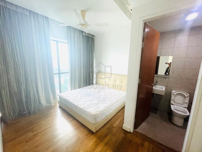 SeTia SKy ReSiDeNCe FuLLy FurNisheD ‼️ 2 + 1 ROOMS NearBy MRT