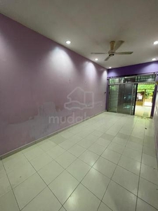 Single storey Bandar Putra kulai near IOI mall Bumi lot full loan