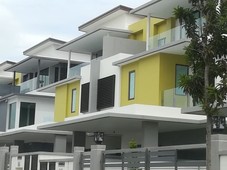 Seremban 2 , Saujana Duta Semi D House For Rent