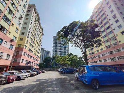 Meranti Apartment, USJ 1 Subang Jaya. RENOVATED UNIT!!