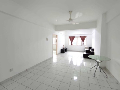 [RENTED] Sri Petaling Endah Ria 935sf 3 bedrooms 2 bathrooms Partially Furnished condominium for RENT RM1100