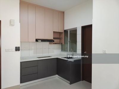 1000sf unit for rent only at rm1600 @bukit jalil