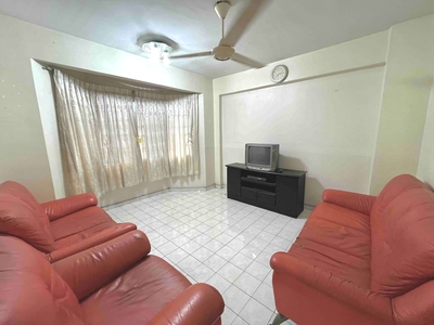 Aman satu apartment for rent,kepong desa aman puri,partially