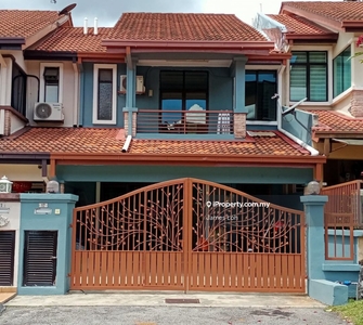 Ampang landed house with partial furnished