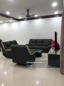 Bukit Indah - Fully Furnished, 5 Bedrooms, 24 hours Security