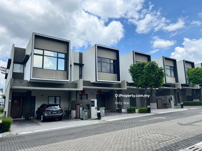 Emerald Residences Sunway Double Storey Link House For Sale