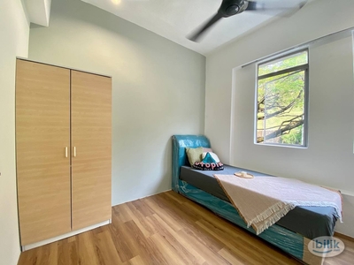 Experience the Convenience : Affordable Room for Rent 5 min Only walk to Giant Desa Petaling