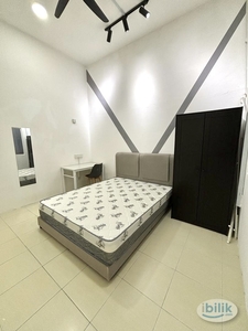 High Ceiling Medium Bedroom (Queen Size Bed) for Rent, only Rm750/monthly