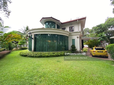 Luxury Classic Corner Lot 2 Storey Bungalow , Seri Selangor Club Golf
