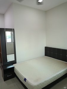 Middle Room at VERVE Suites, Old Klang Road
