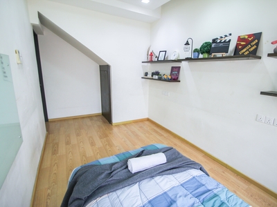 [NEAR LRT Bukit Jalil]❗UPM University✨Fully Furnished Single Room Ready Move in!!!