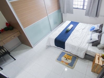 Salvia Apartment Fully Furnished MasterRoom with Private Bathroom, Beside Giant Kota Damansara the strand mall sunway nexis