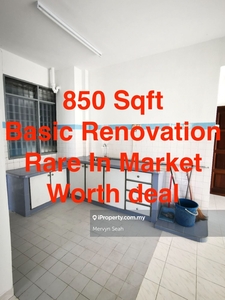 Seri kota 850 Sqft Renovated Unit Lower Floor Rare In Market Good deal
