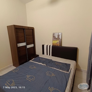 Single Room at The Lakes Condominiums, Kota Kemuning
